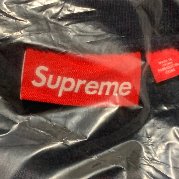 Supreme Washed Box Logo Crewneck Navy Medium SS25 - Picture 7 of 8